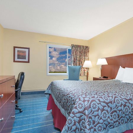 Days Inn By Wyndham Alexandria Mn Bagian luar foto